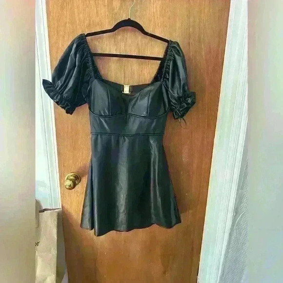 NWT Forever21 Faux Leather Puff-Sleeve Mini Dress - Picture 5 of 9